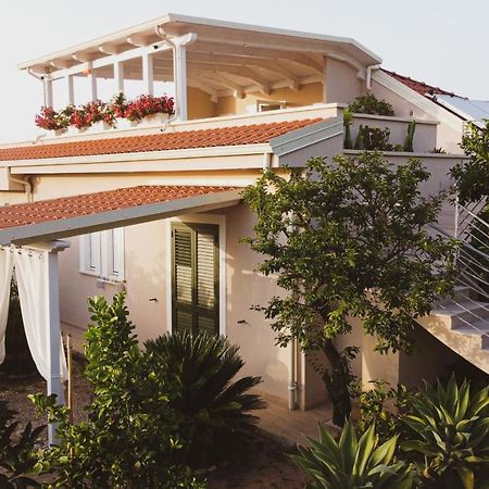 Michelino House Bed & Breakfast Parghelia Exterior photo