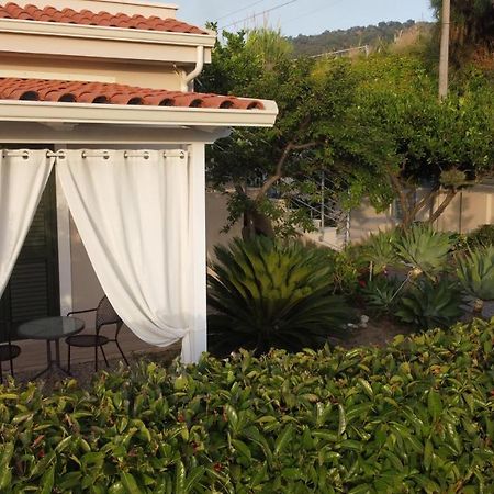 Michelino House Bed & Breakfast Parghelia Exterior photo
