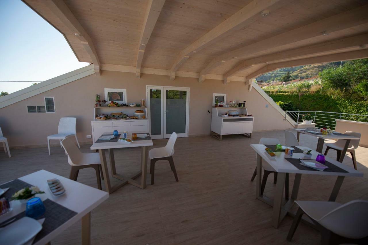 Michelino House Bed & Breakfast Parghelia Exterior photo