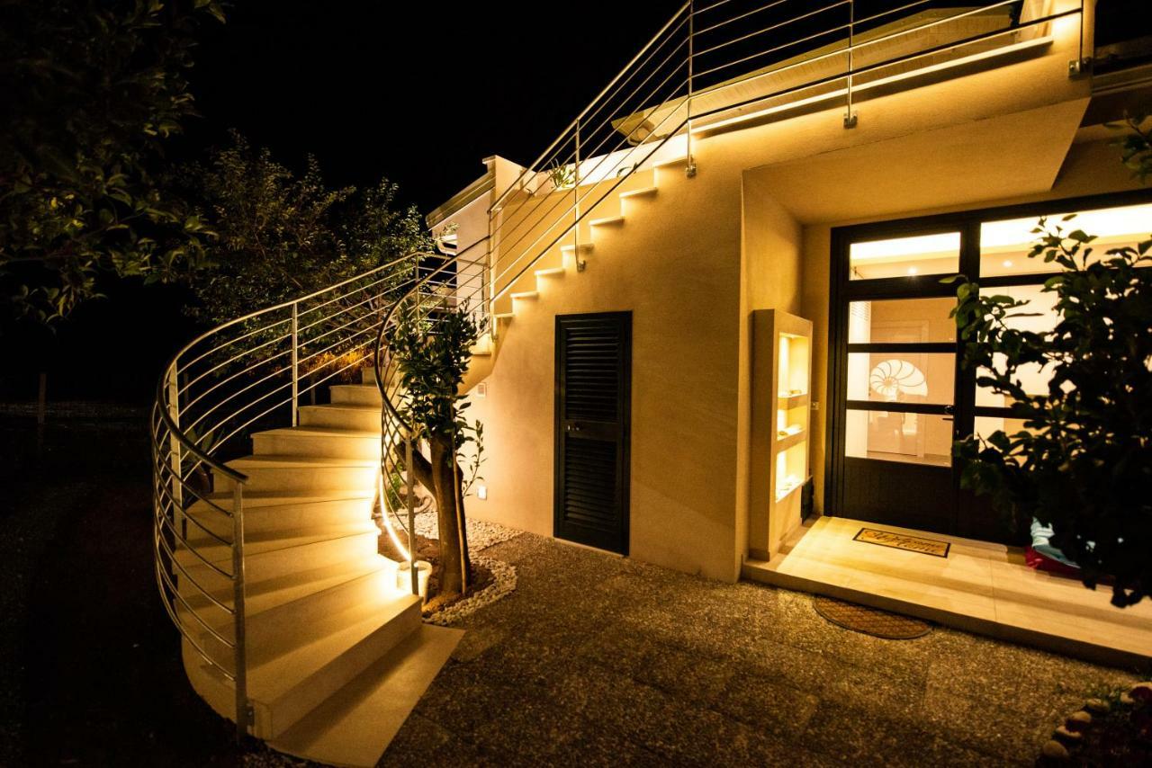 Michelino House Bed & Breakfast Parghelia Exterior photo